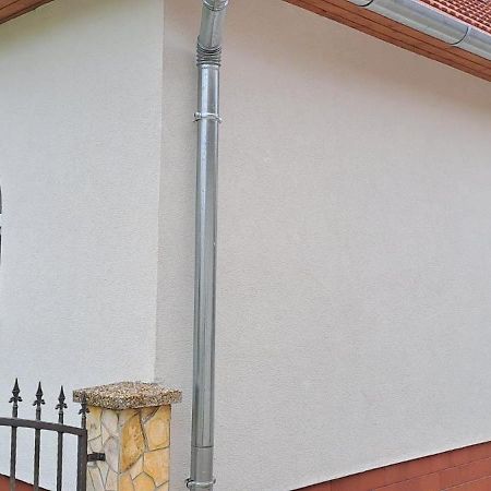 Manipura Βίλα Szemenyecsörnye Εξωτερικό φωτογραφία