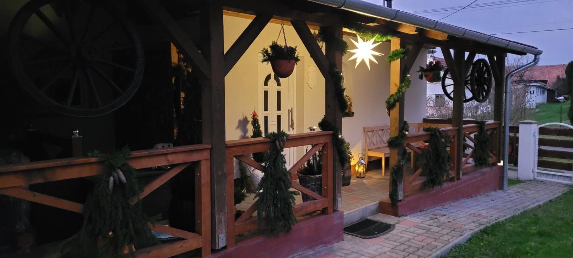 Manipura Βίλα Szemenyecsörnye Εξωτερικό φωτογραφία